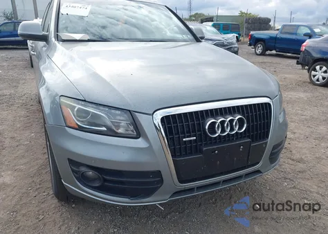 2010 Audi Q5 3.2 Premium z USA, uszkodzony, nr VIN WA1LKAFP2AA048252